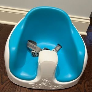 Bumbo blue seat and tray